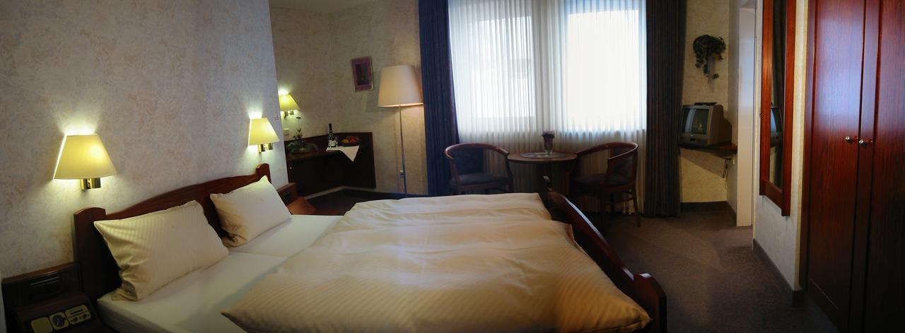 Landhotel Heiner Meyer Wahrenholz Exterior foto